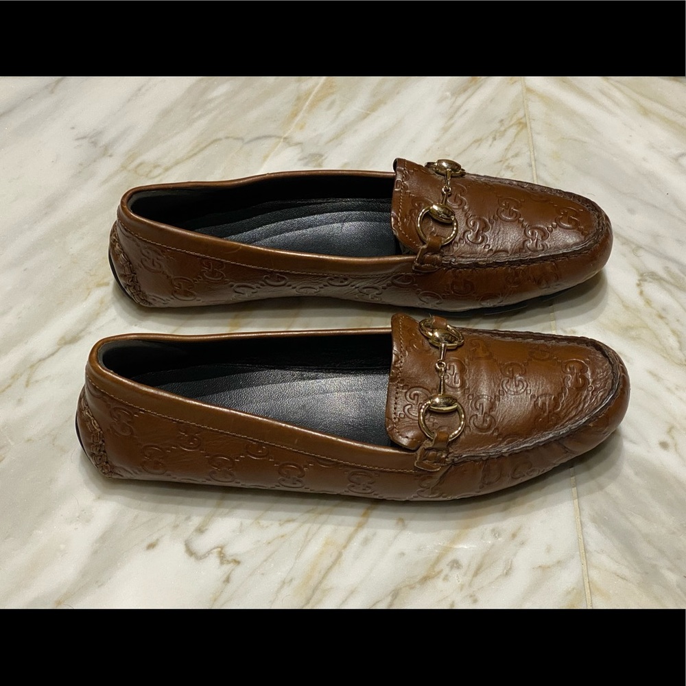 Women Gucci Mocassins 7 1/2 brown GG leather